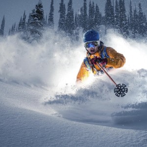开云娱乐官网-血战赛场：车手你追我赶，精彩不断