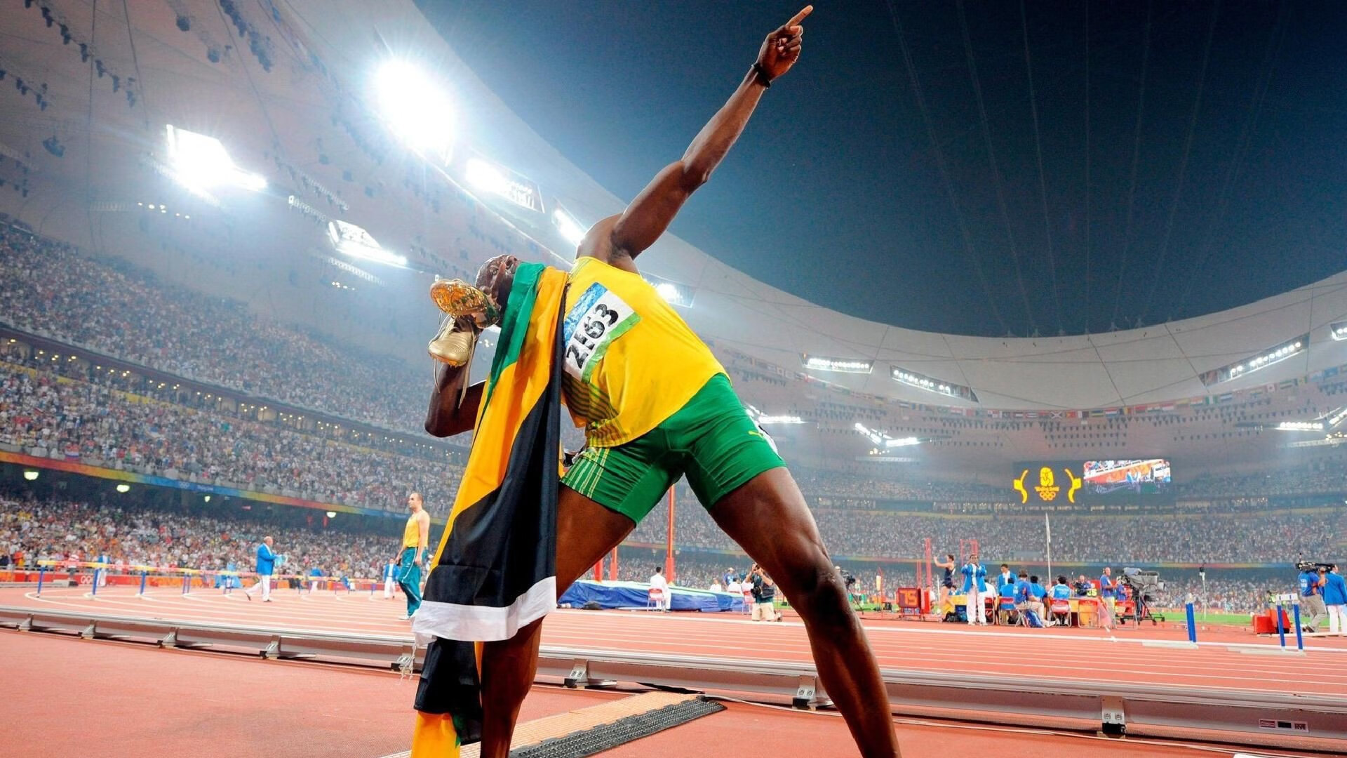 史上最“硬核”篮下争夺：他在攻防转换中的拼搏精神令人敬佩！