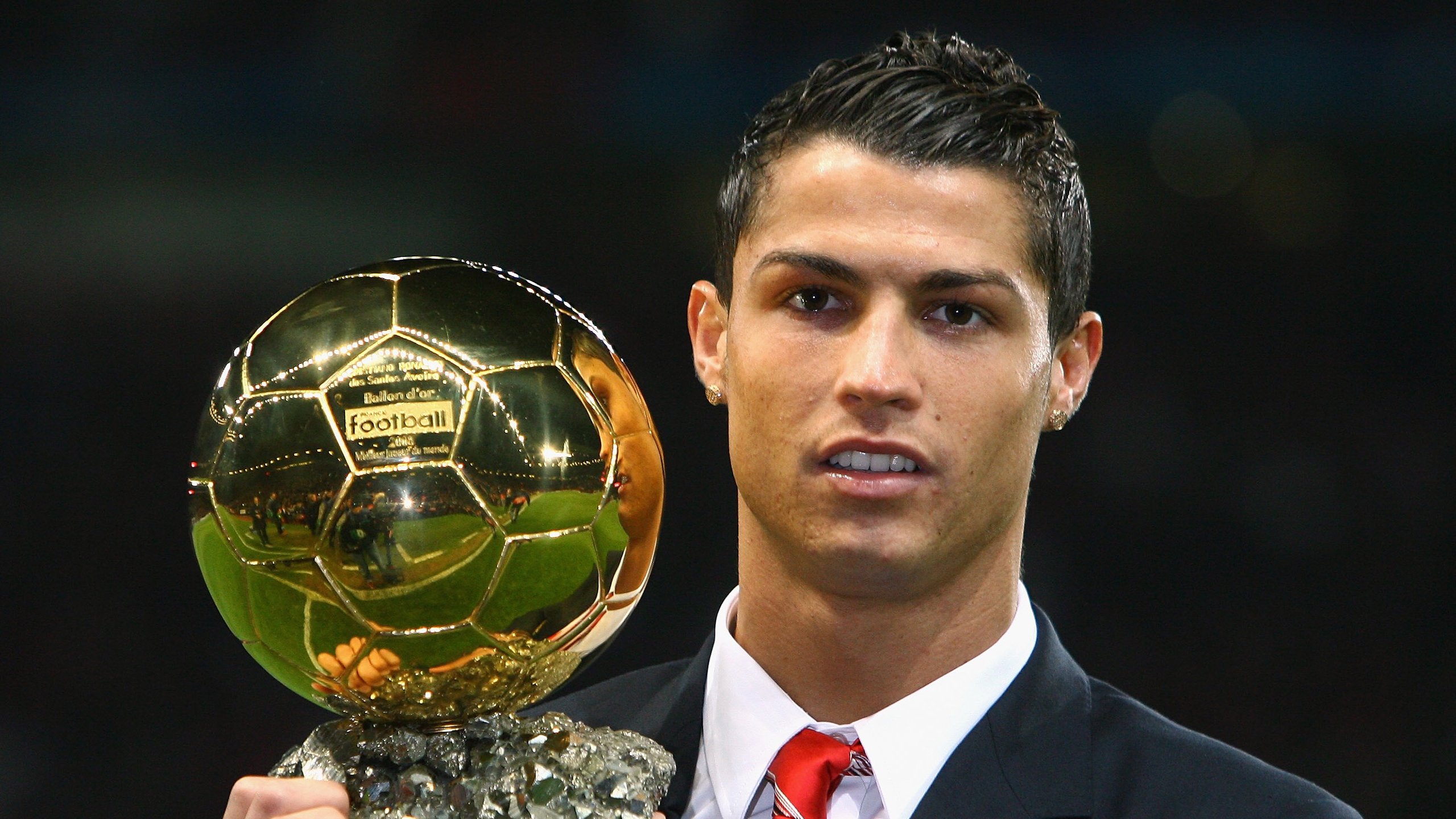 足球文化讲座进社区普及赛事规则与礼仪,足球社区活动